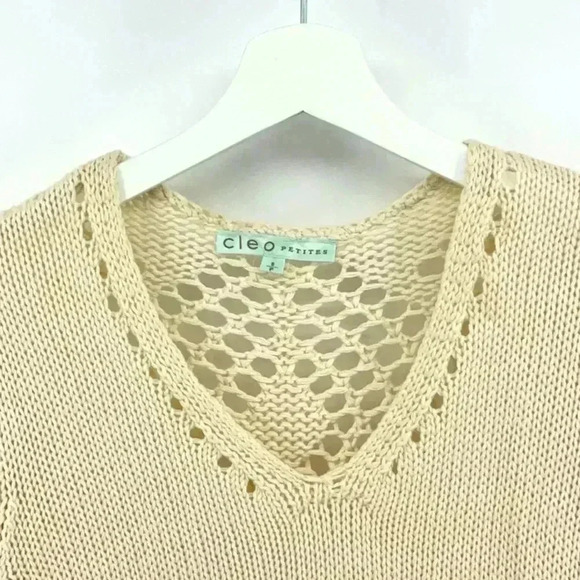 CLEO  PETITES - Picture 2 of 3